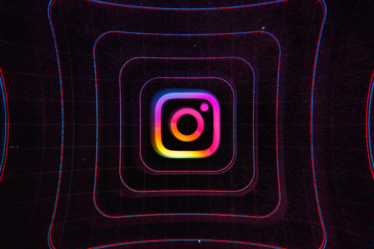 Instagram kept deleted photos and messages on its servers for more than a year