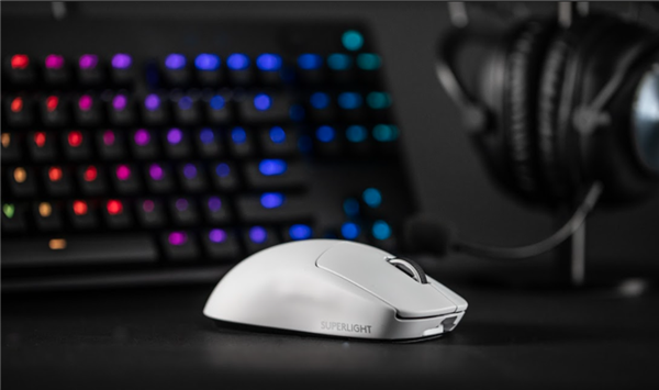 Logitech G PRO X Superlight wireless gaming mouse weighing just 63g launched