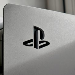 New PS5 update allows you to store PS5 games on USB drive, cross-gen Share Play