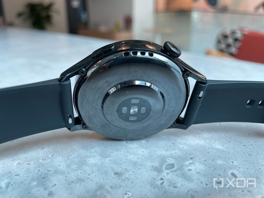 The back of the Huawei Watch 3 with its heart rate sensor