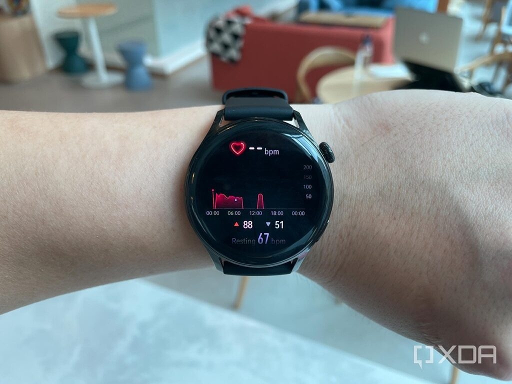 Tracking heart rate with the Huawei Watch 3