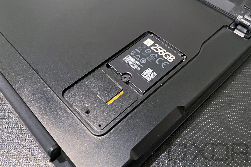 Removable storage bay in Surface Pro X