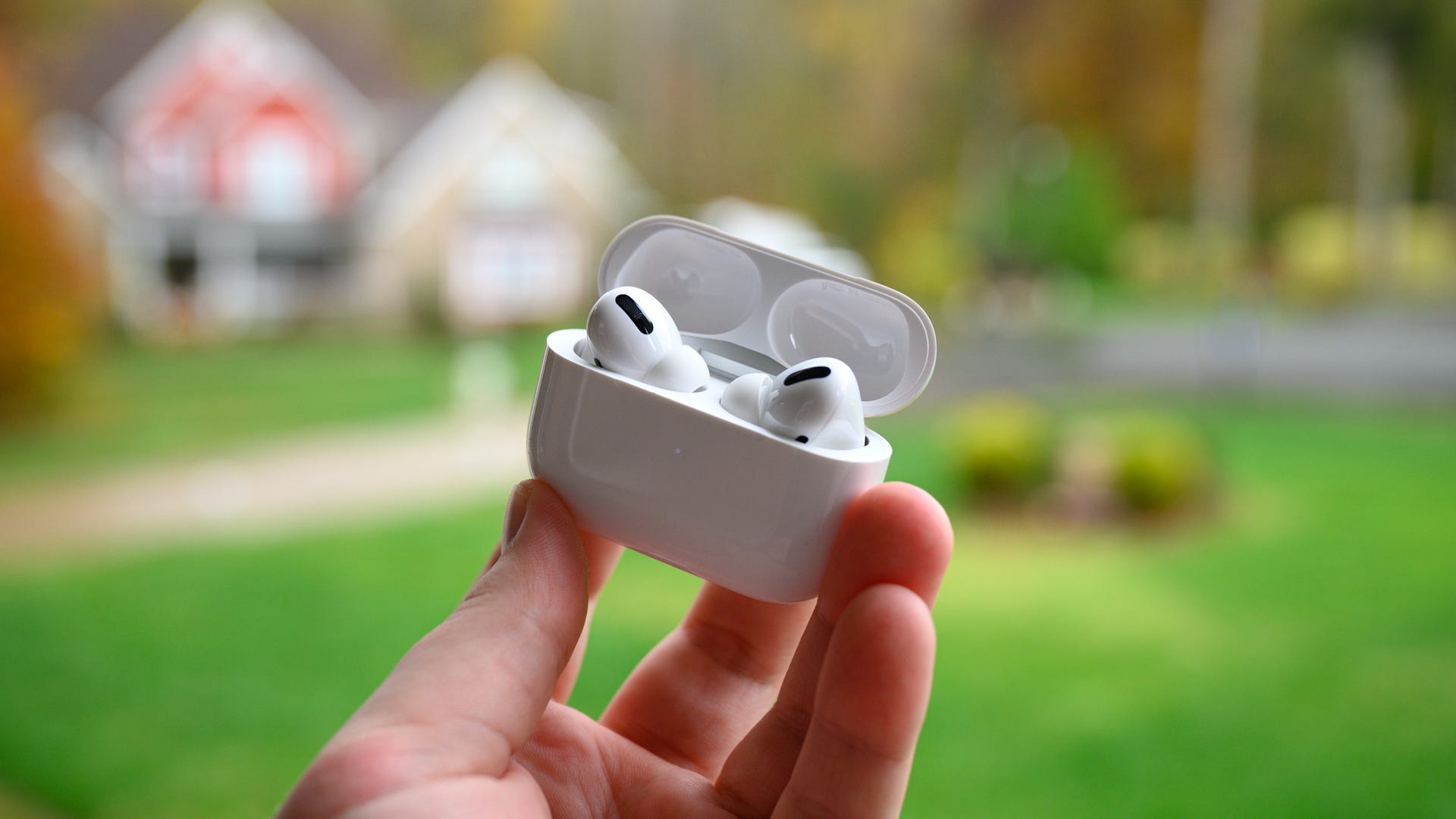Apple AirPods Pro Charging Case Open