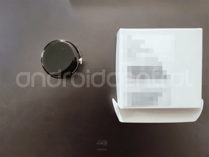 Real-world images of Google’s Pixel Watch may have just leaked
