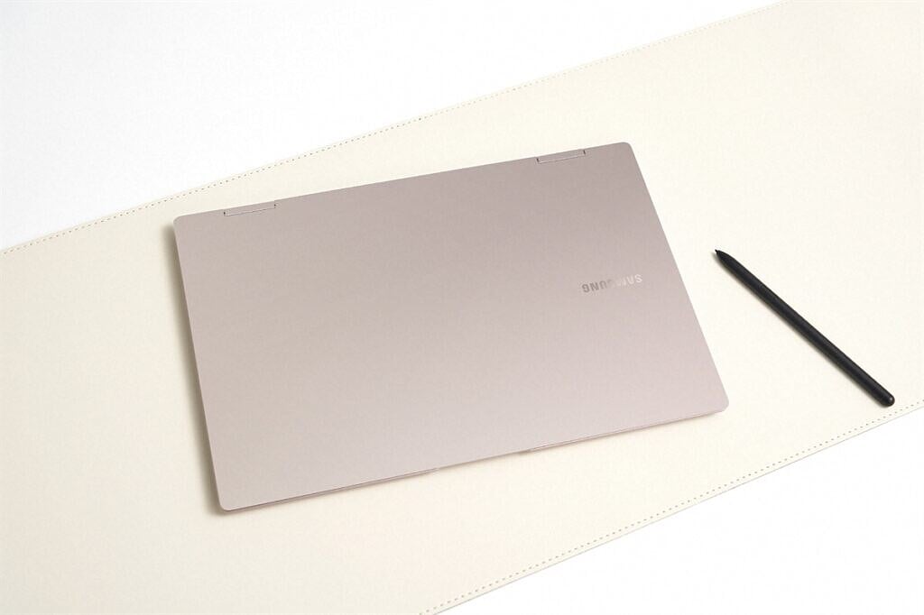 Samsung Galaxy Book Pro 360 closed with pen