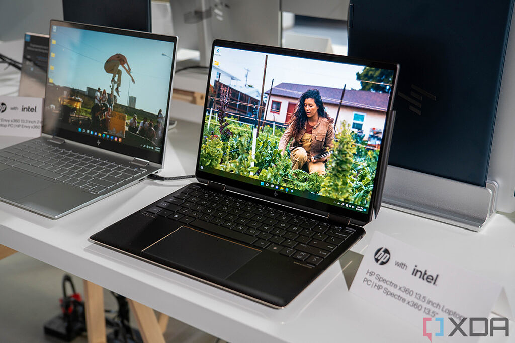 HP Spectre x360 13.5 (2022) vs HP Envy x360 13 (2022): Comparing HP’s new premium laptops