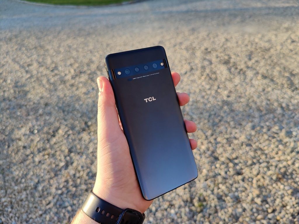 TCL 10L and 10 Pro Review: Great Value Mid-Range Android Smartphones for the US