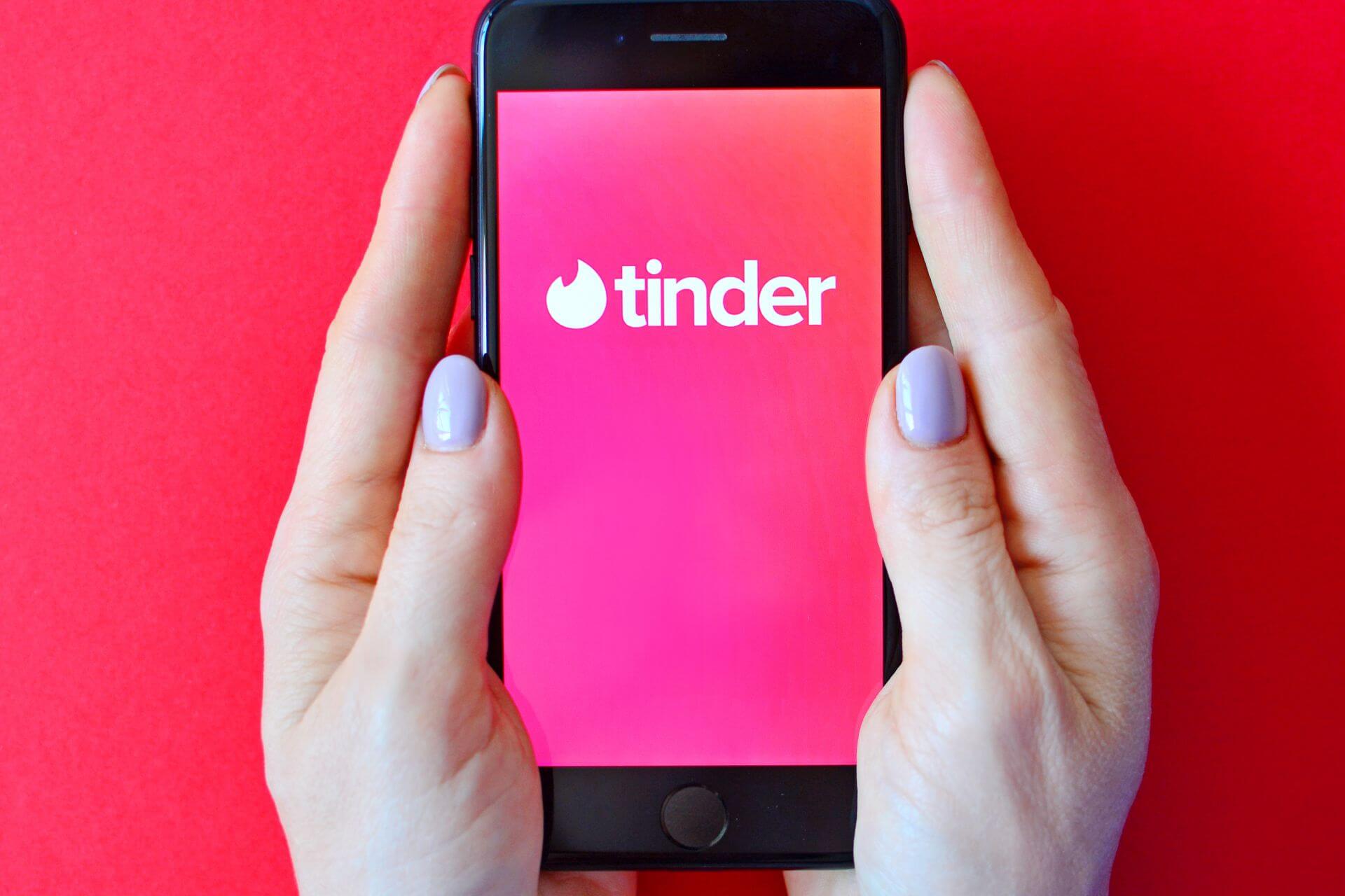 How to use Tinder in browser