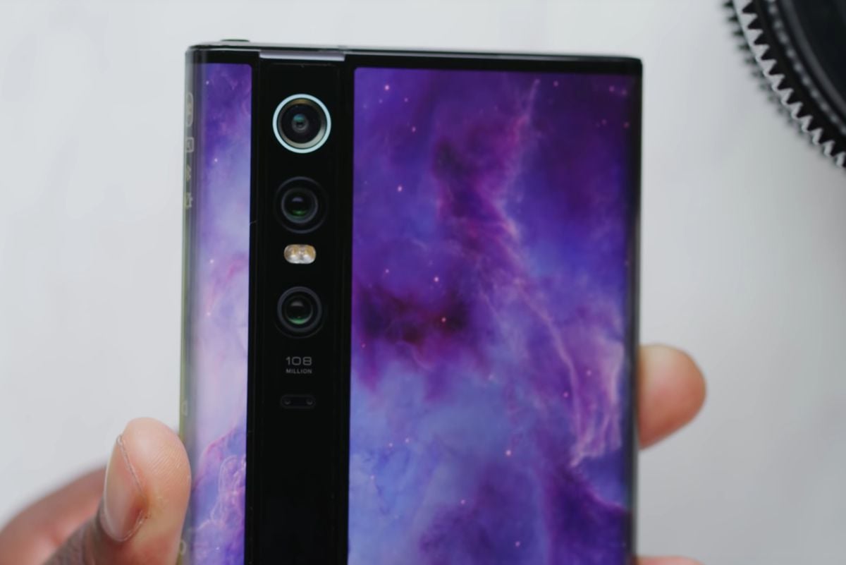 Get a closer look at the Xiaomi Mi Mix Alpha in hands-on video