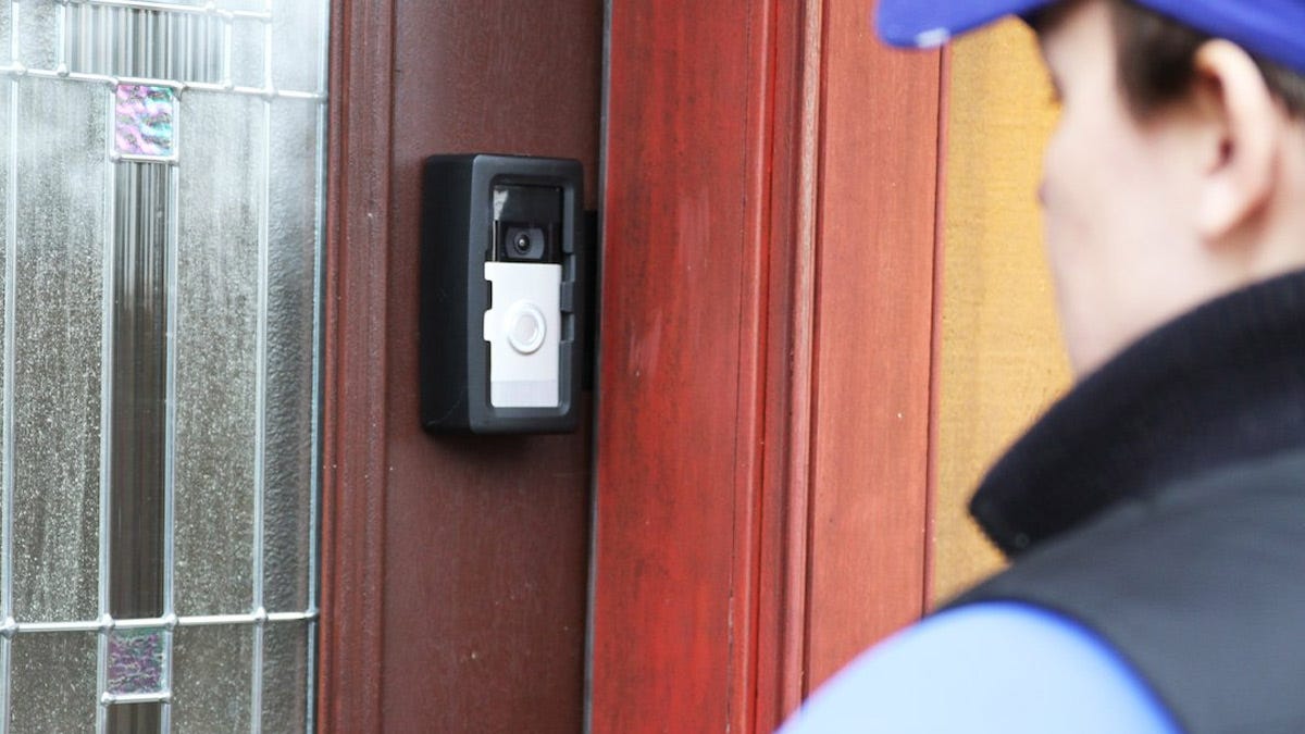 No-Drill Video Doorbell Mounts Are Perfect for Renters