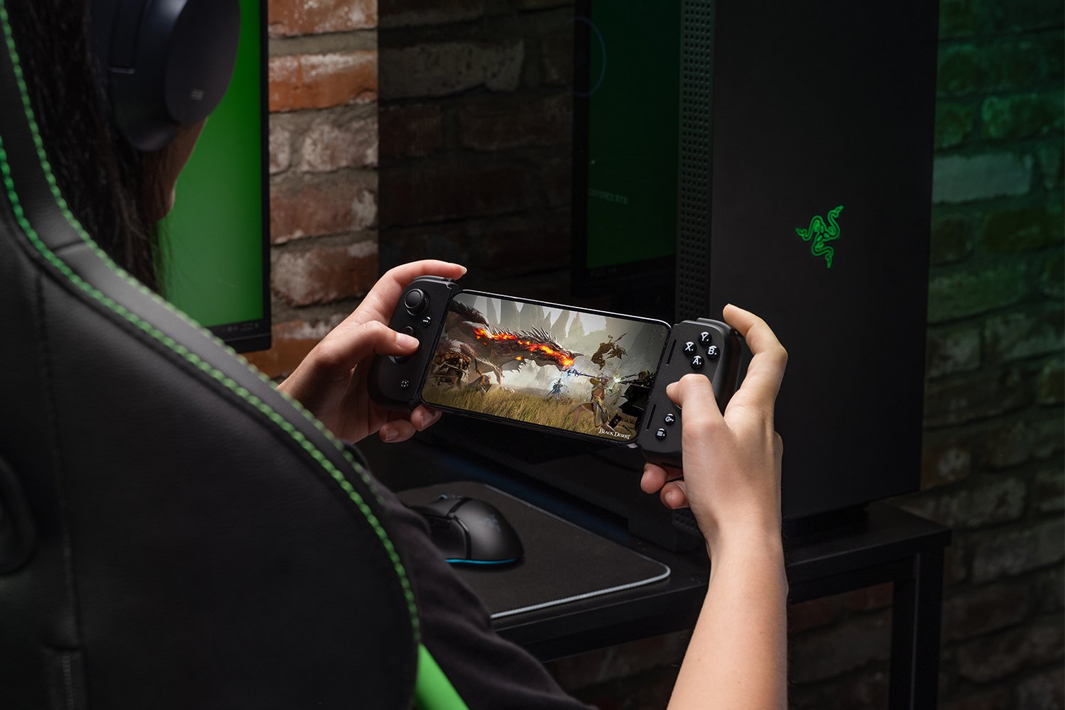 Razer launches Kishi V2 mobile gaming controller for iPhone