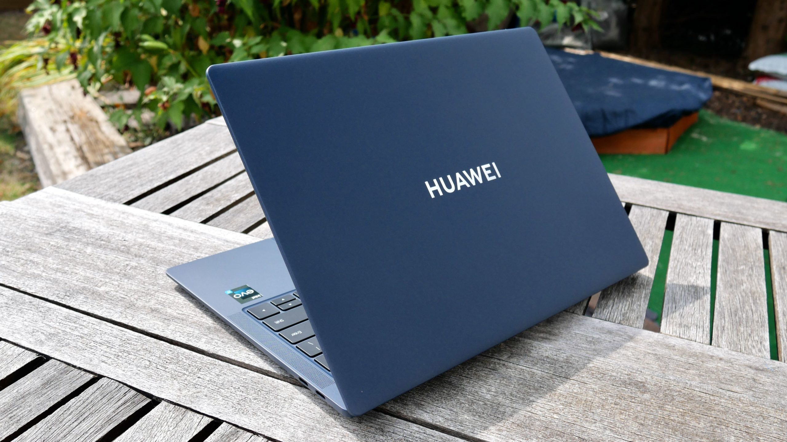 The new and improved Matebook X Pro fixes Huawei’s silliest laptop problem