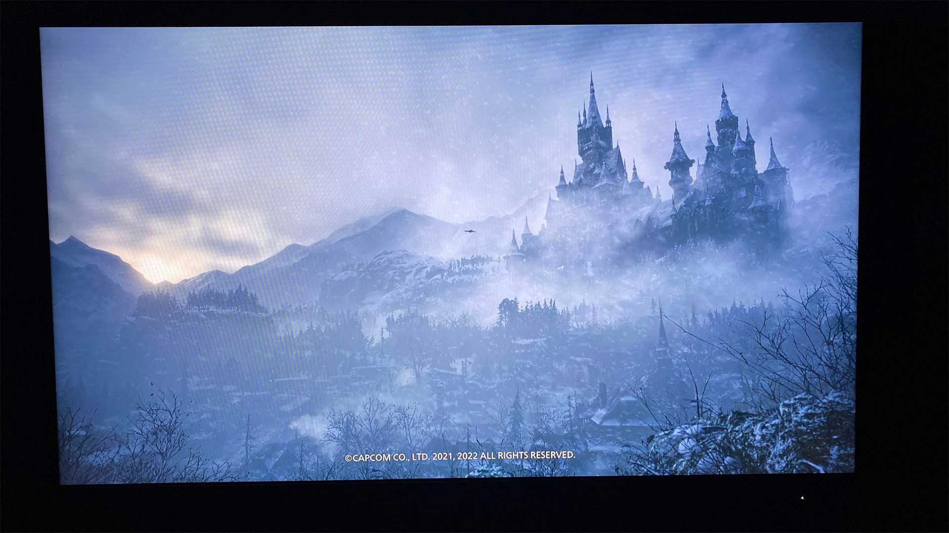 M27F A monitor showing Resident Evil Village in FPS mode