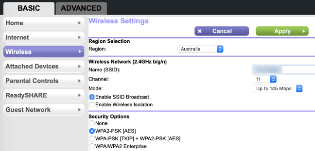 Choosing a Wi-Fi Channel in a a basic router setup menu.