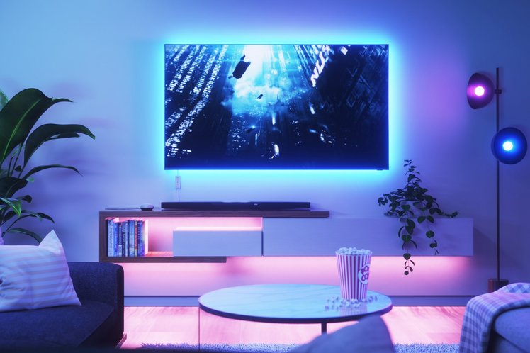 Nanoleaf’s smart lights now include modular ceiling lights and TV mirroring lightstrips