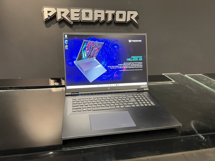 Acer Predator Helios 18 initial review: Gaming on the go gets bigger