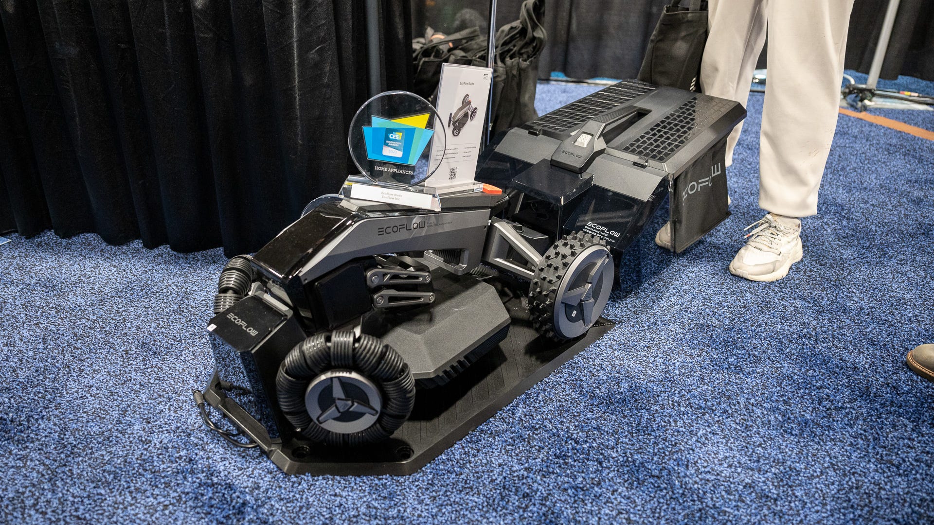 EcoFlow Blade electric smart lawnmower at CES 2023
