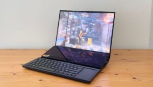 asus-zephyrus-duo-16-(2023)-review:-double-the-fun