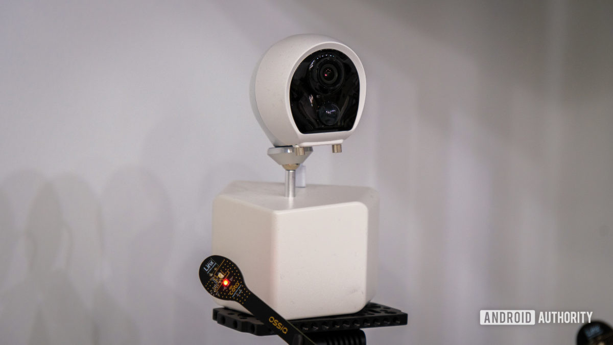 The ARCHOS Cota is a security camera that needs no wires, not even for power