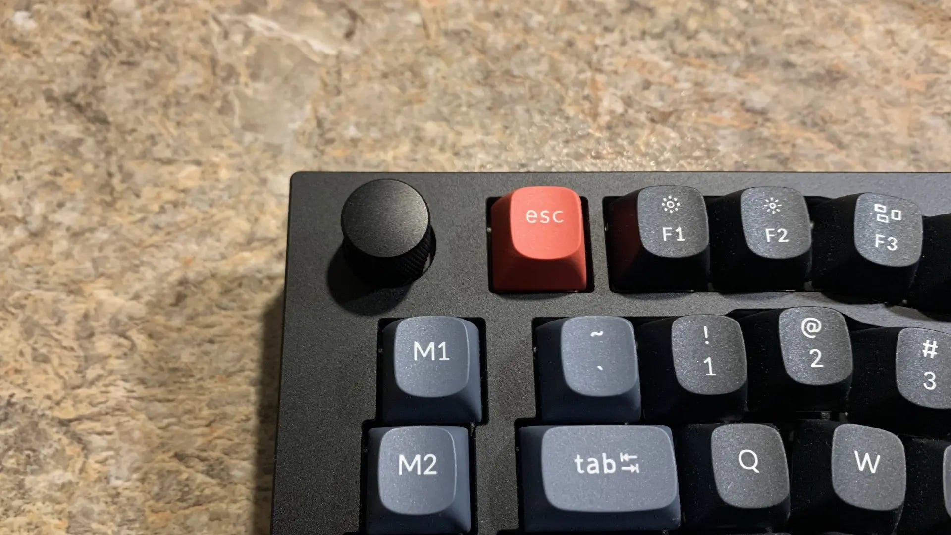 Keychron Q10 keyboard volume knob
