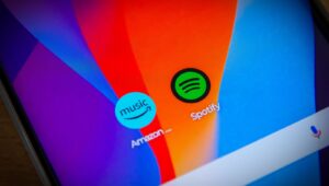 amazon-music-unlimited-vs-spotify:-which-is-best?