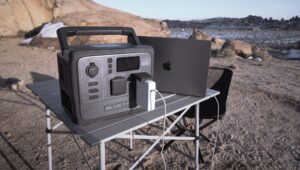 the-bluetti-ac60-portable-power-station-is-the-ideal-outdoor-companion