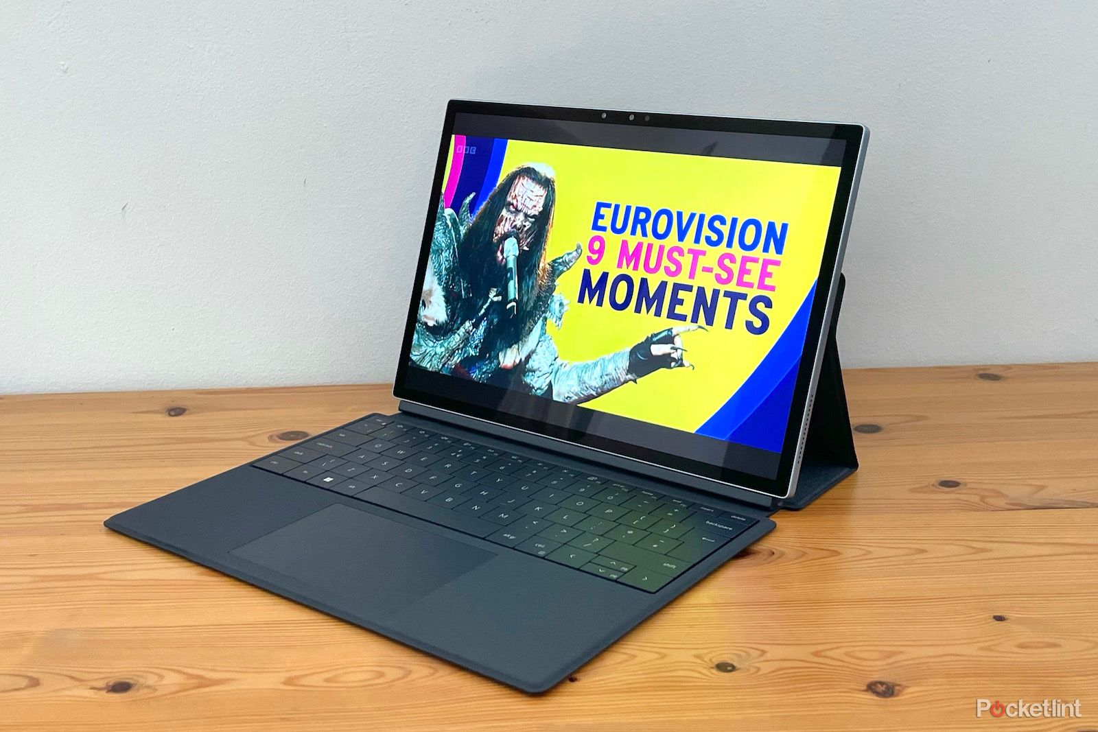 Dell XPS 13 2-in-1 review: Taking the fight to the Surface Pro