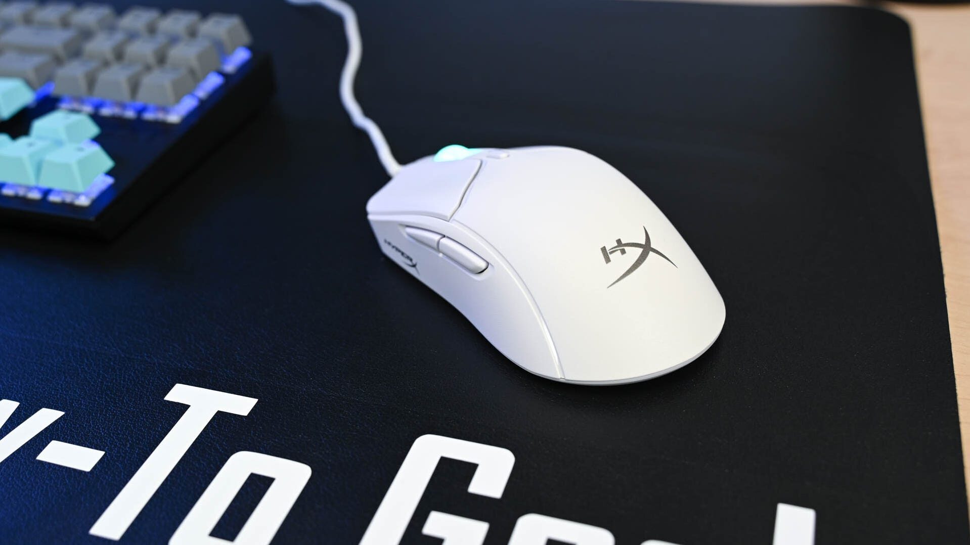 side-buttons-on-the-hyperx-haste-2-gaming-mousejpg_52762452325_o-9168410-4834057