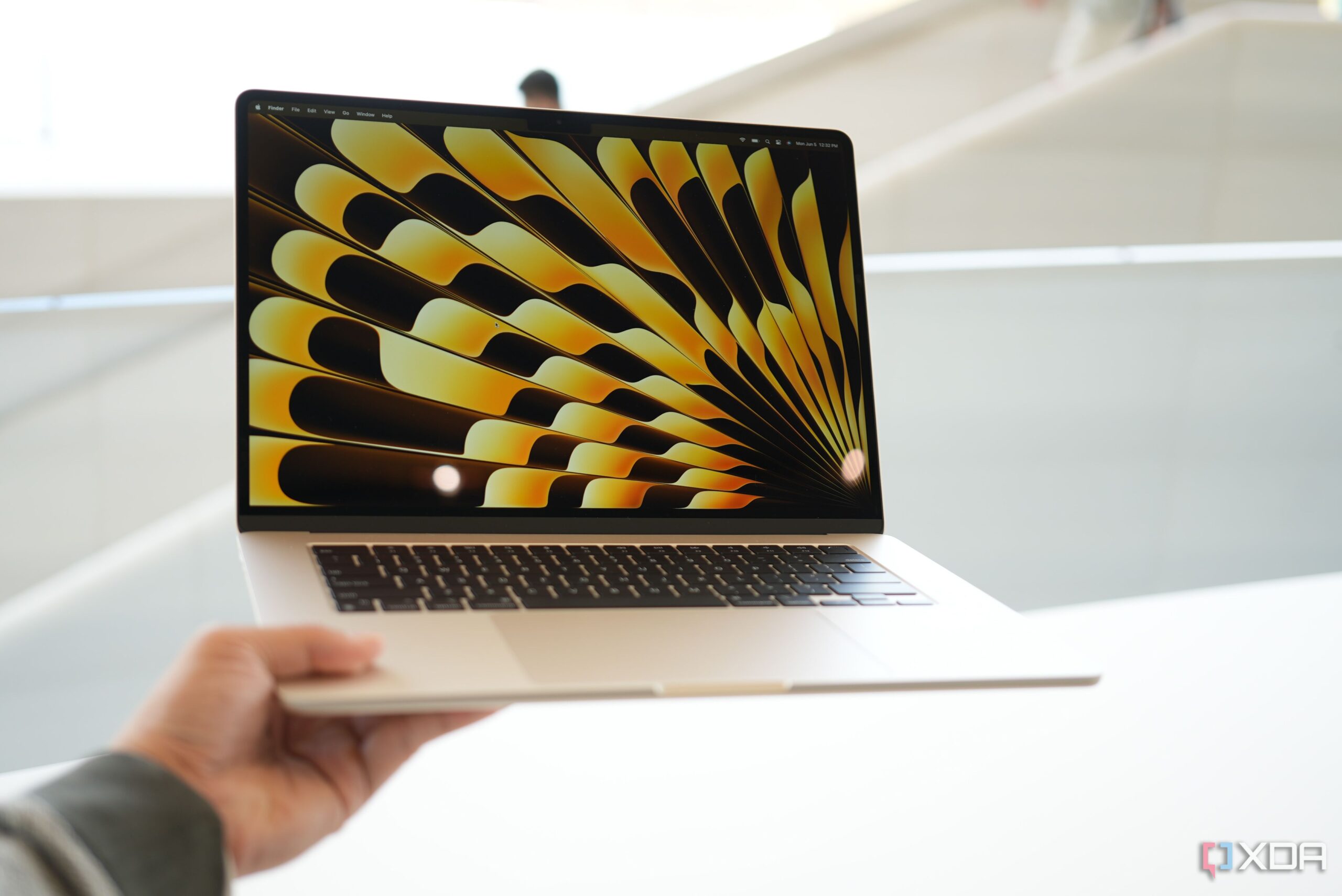 15-inch-macbook-air-hands-on:-the-happy-medium-macbook