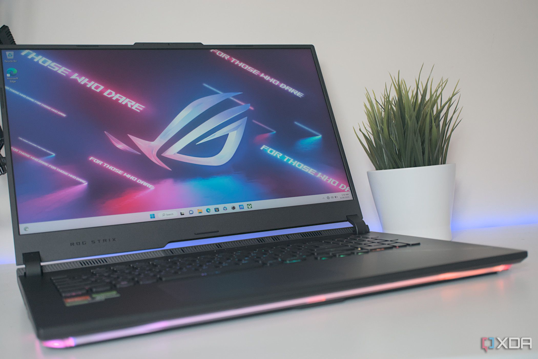 Asus ROG Strix Scar G733P review: Showcasing the power of AMD Ryzen 9 and Nvidia’s RTX 4090