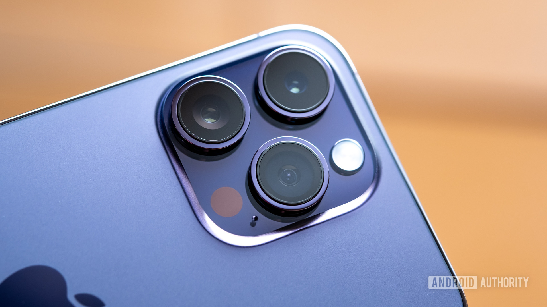 iphone-16-pro-max-could-get-‘super’-periscope-telephoto