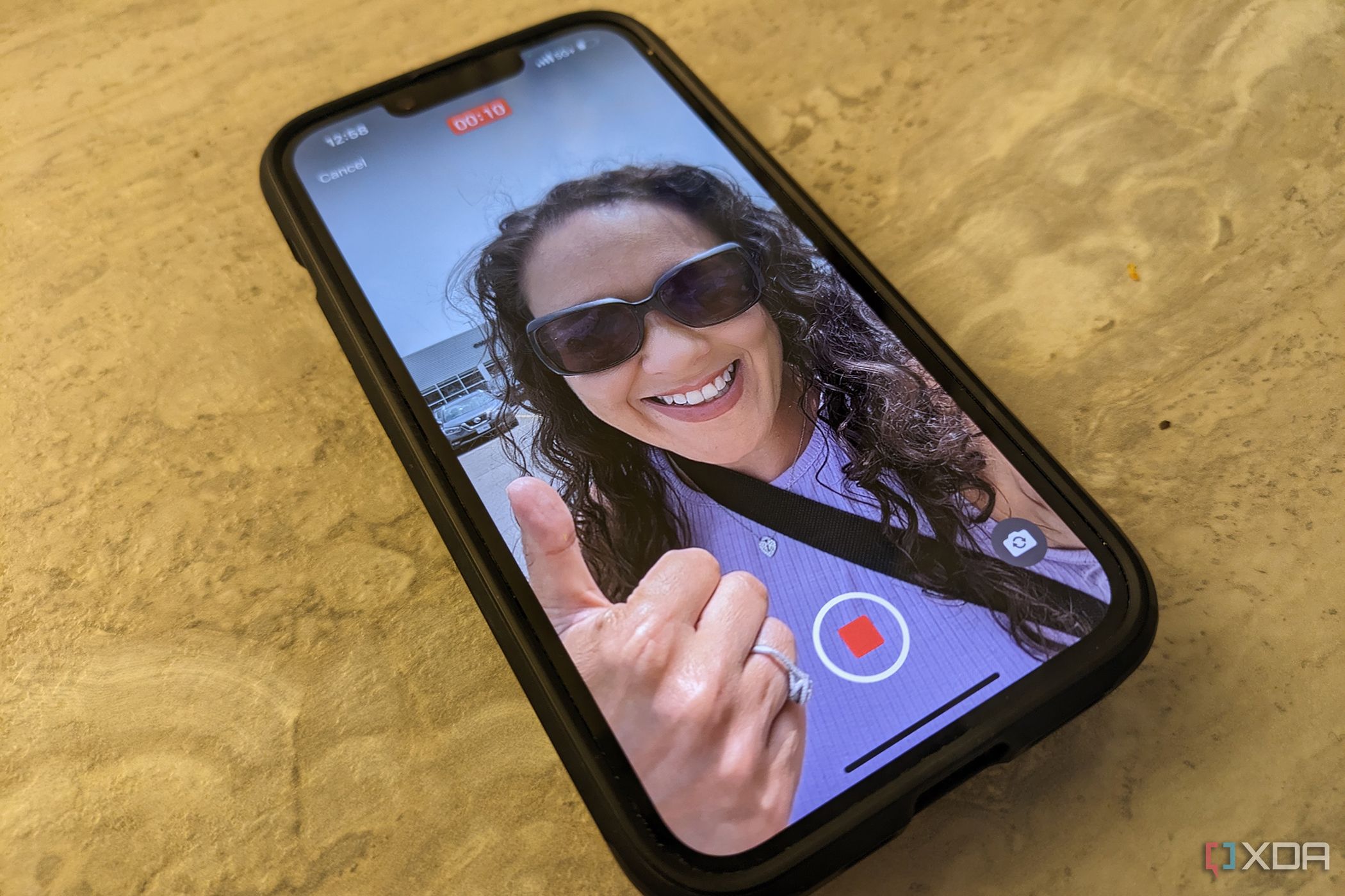 How to leave a FaceTime video message on iOS and iPadOS 17