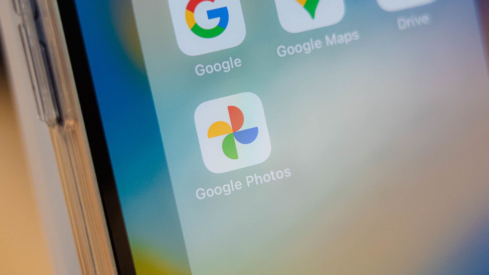 Google Photos Gets New Scrapbook Memories and AI Tools