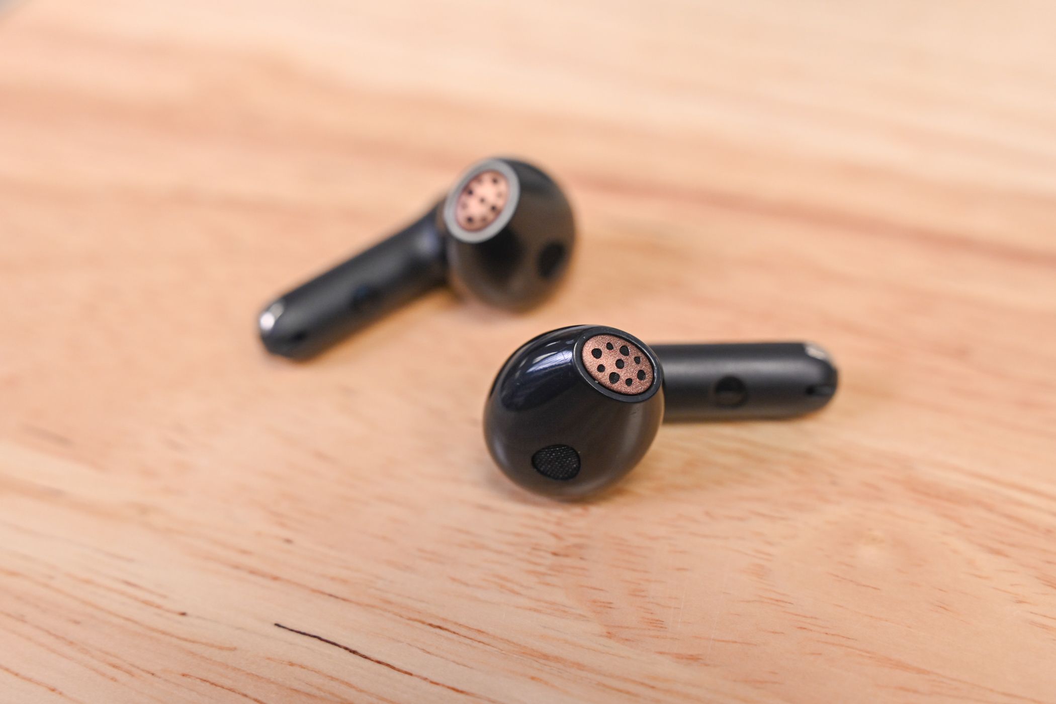 Soundpeats Air4 Review: Affordable AirPods Alternatives That Could Be Better