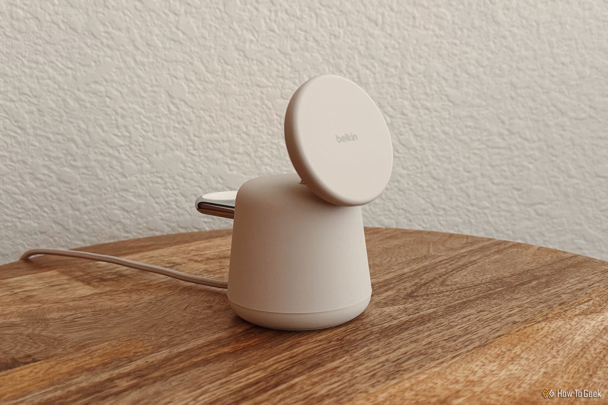 Belkin BoostCharge Pro 2-in-1 Review: Minimal MagSafe Made For StandBy