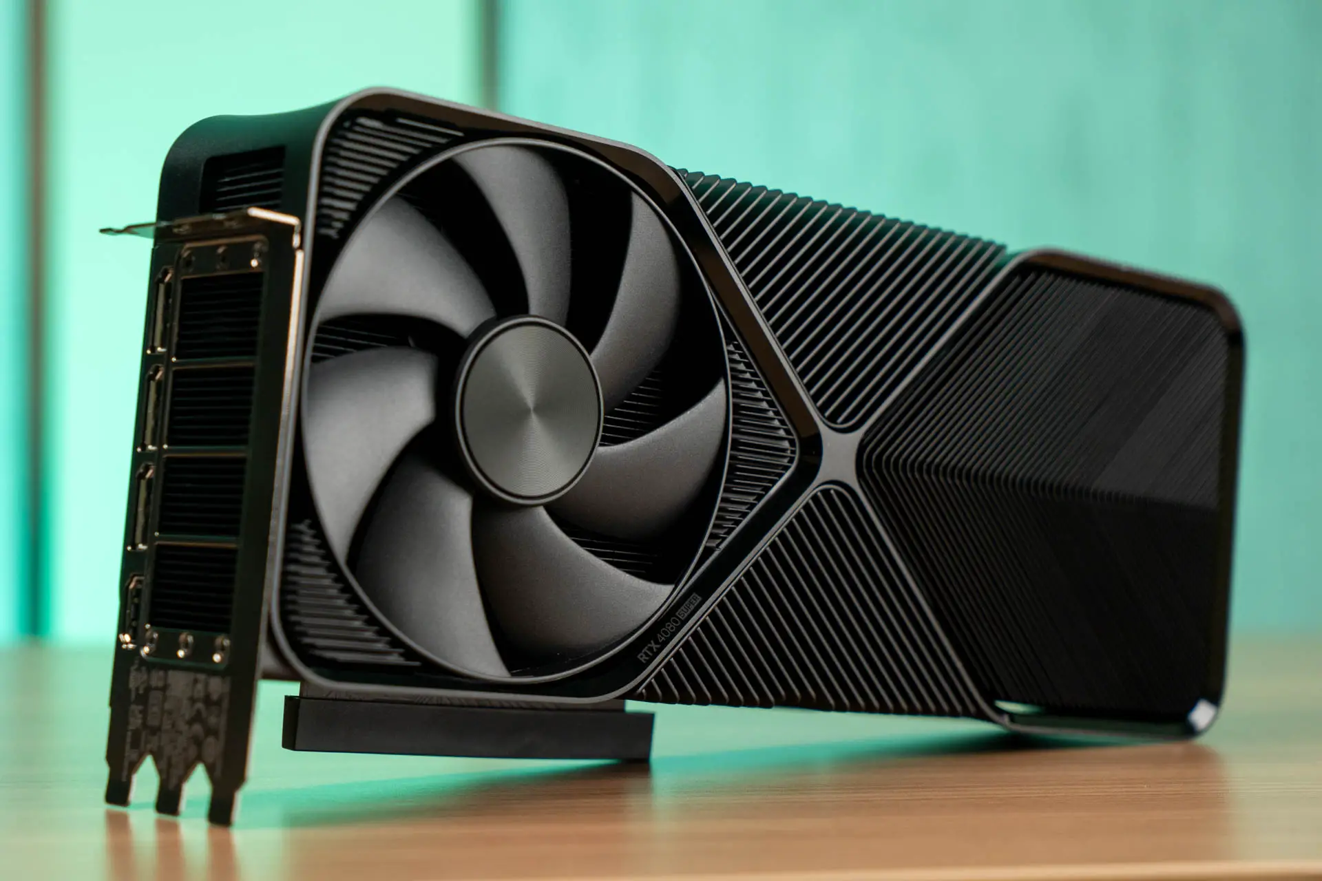 Review – NVIDIA GeForce RTX 4080 SUPER Founders Edition